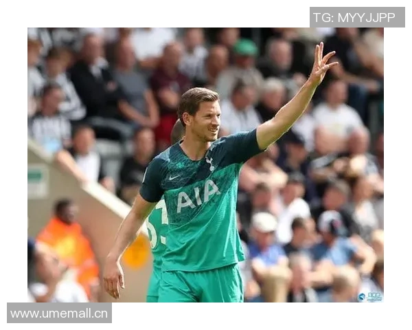 特尔强势突破双人防守首球入网精彩瞬间引爆赛季激情 特尔强势突破双人防守首球入网精彩瞬间引爆赛季激情