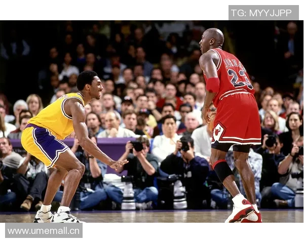 库里分享球鞋广告拍摄趣事并为新款球鞋热情打Call