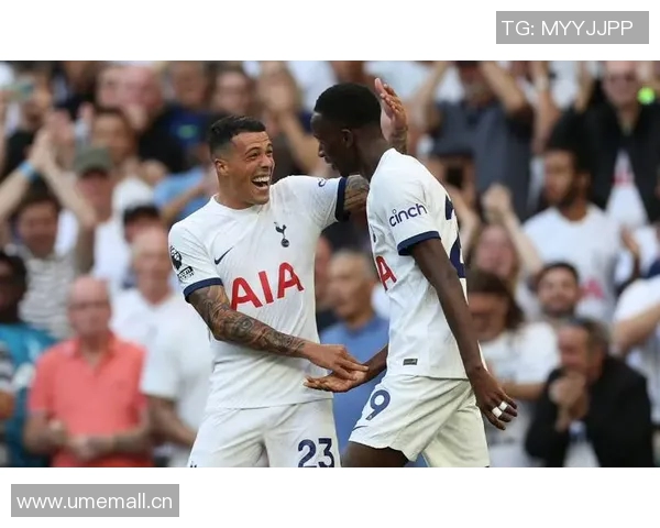 奥卡福精准直塞助攻勒温转身射门遭维卡里奥神勇扑救 奥卡福精准直塞助攻勒温转身射门遭维卡里奥神勇扑救