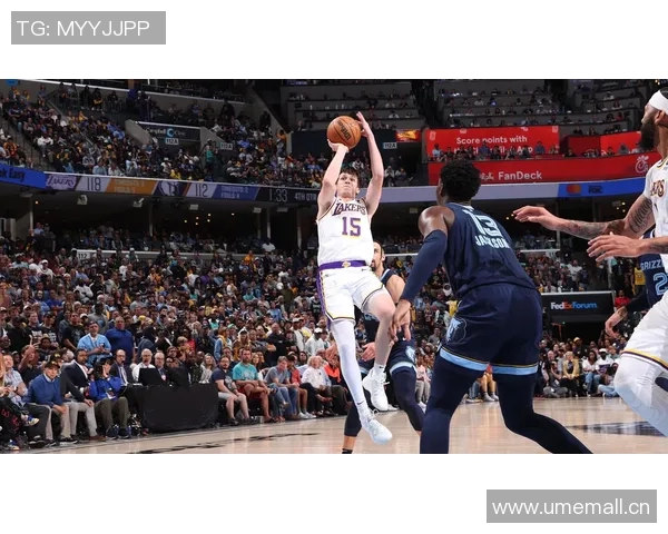 文班谈空中转身360上篮首次尝试未专门练习展现惊人天赋