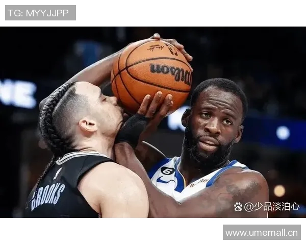 昔日好友重聚赛后杰伦格林与狄龙携火箭队友畅谈欢笑温情瞬间 昔日好友重聚赛后杰伦格林与狄龙携火箭队友畅谈欢笑温情瞬间